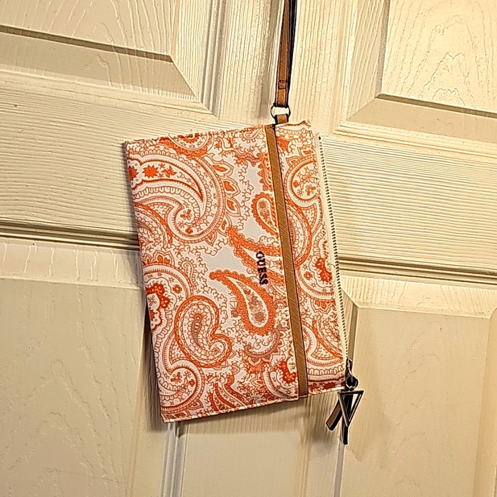 Guess wristlet